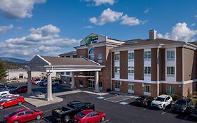 Holiday Inn Express & Suites Lebanon By Ihg